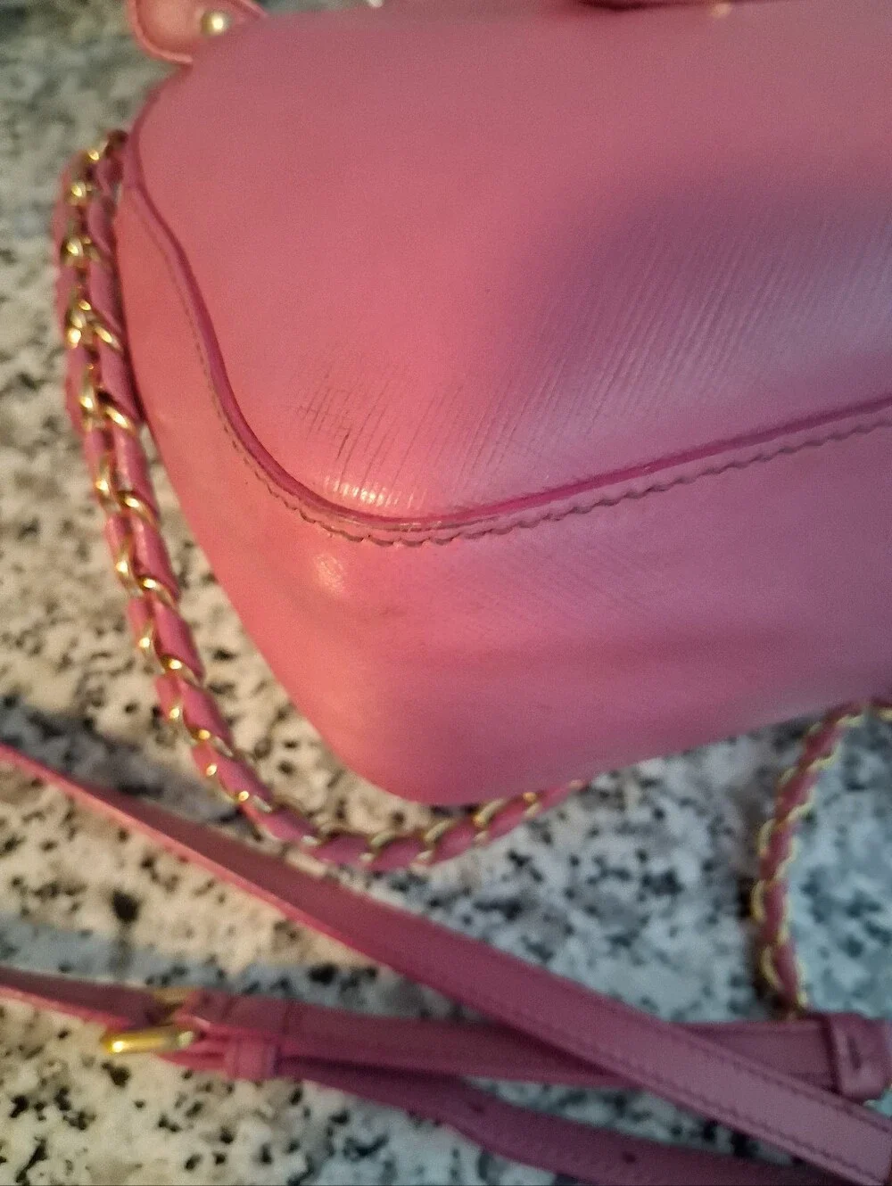 Salvatore Ferragamo Lydia bag is crafted from durable Saffiano Leather - Picture 10 of 15